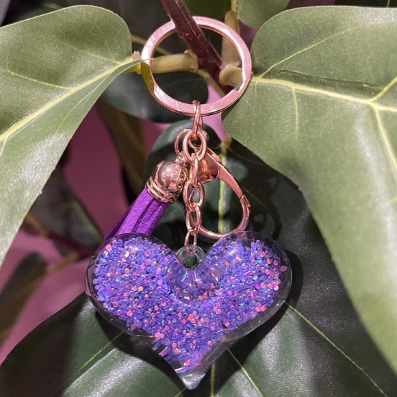 Purple Heart Glitter Keychain - Picture 3 of 3